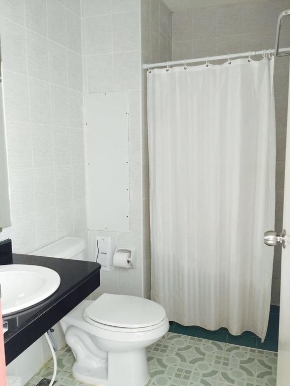 Prachuap Beach Hotel Prachuap Khiri Khan Rom bilde